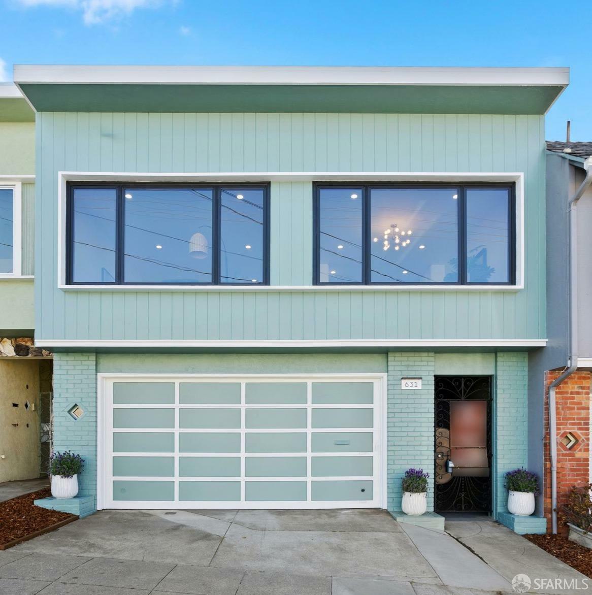 Property Photo: 631 Myra Way CA 94127