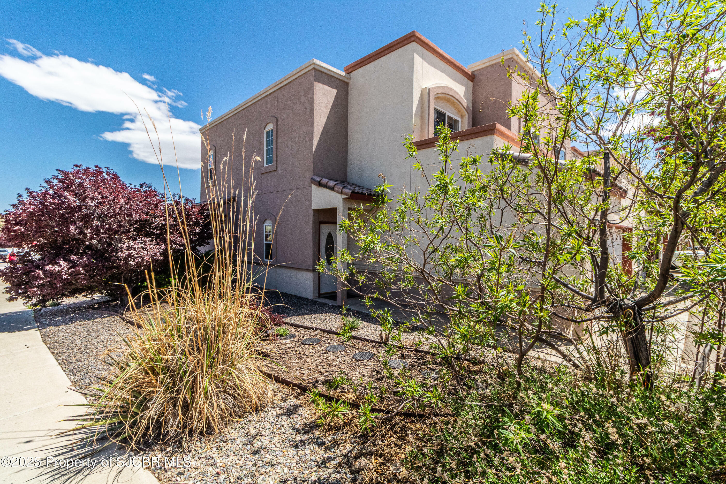 Property Photo: 3500 Victoria Way 1101 NM 87402