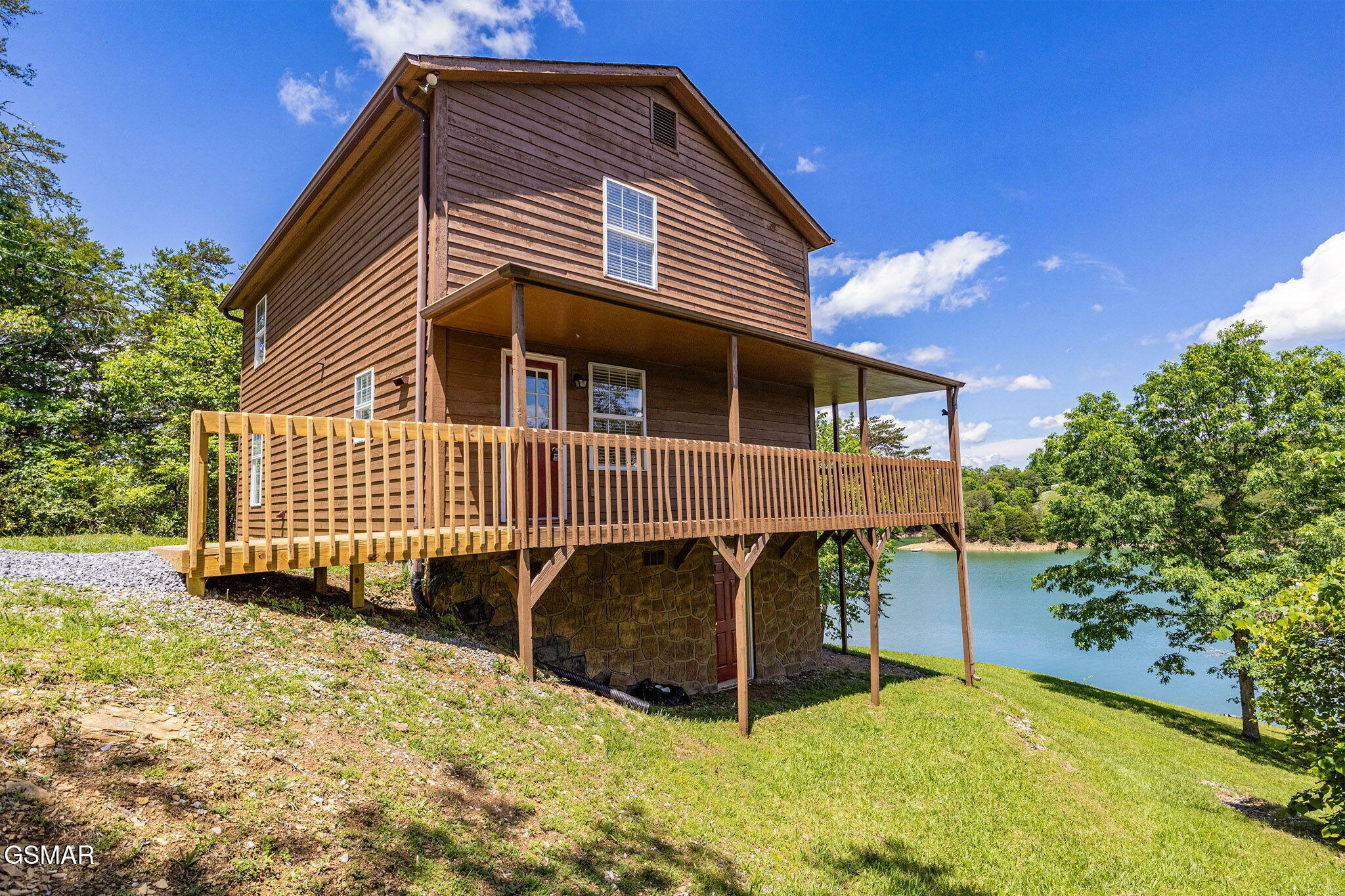 Property Photo: 336 Perry Branch Way TN 37876