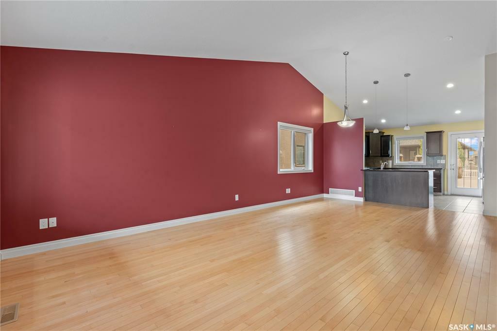 Photo de la propriété: 4511 Ellard Way SK S4X 0C7