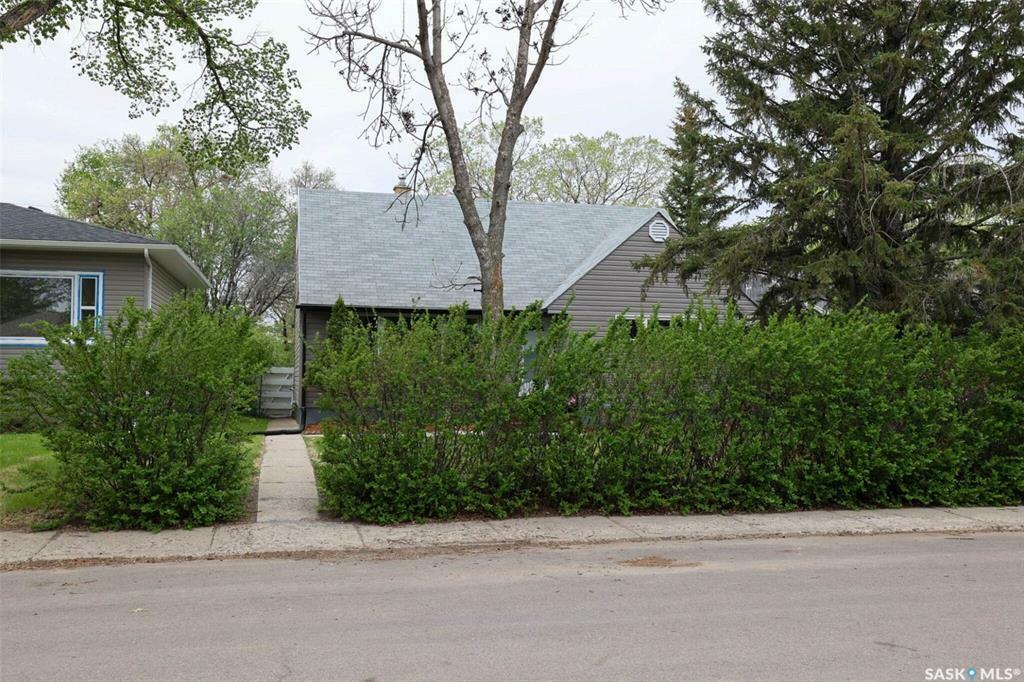 Photo de la propriété: 2526 Edward Street SK S4S 0M8