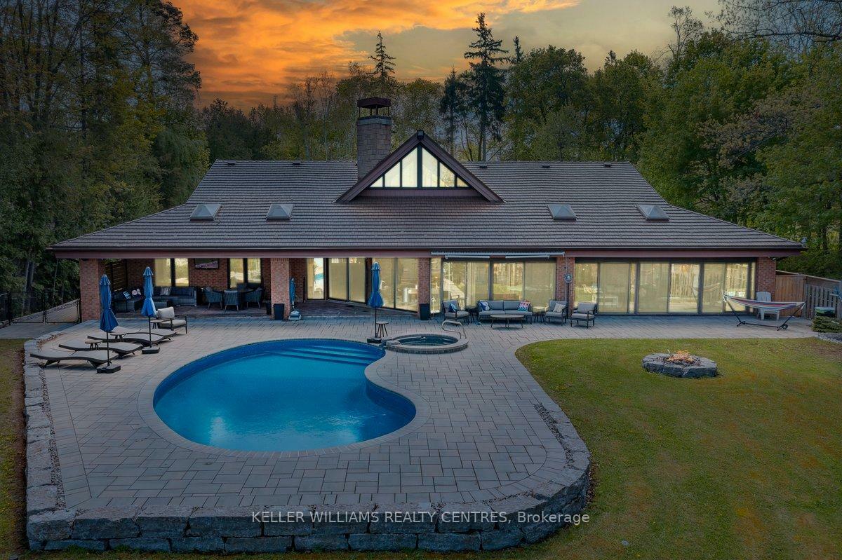700 Lake Drive N  Georgina ON L4P 3C8 photo