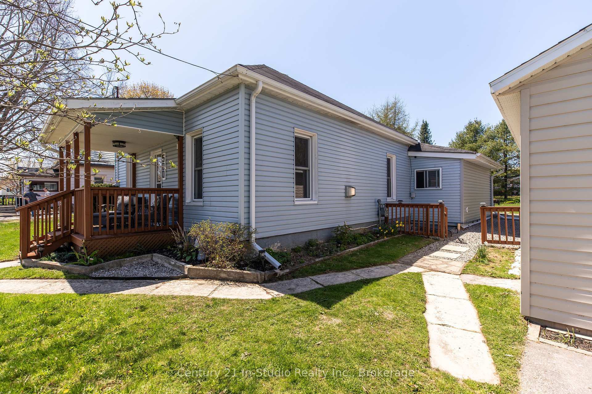 500 Isaac Street  South Bruce Peninsula ON N0H 2T0 photo