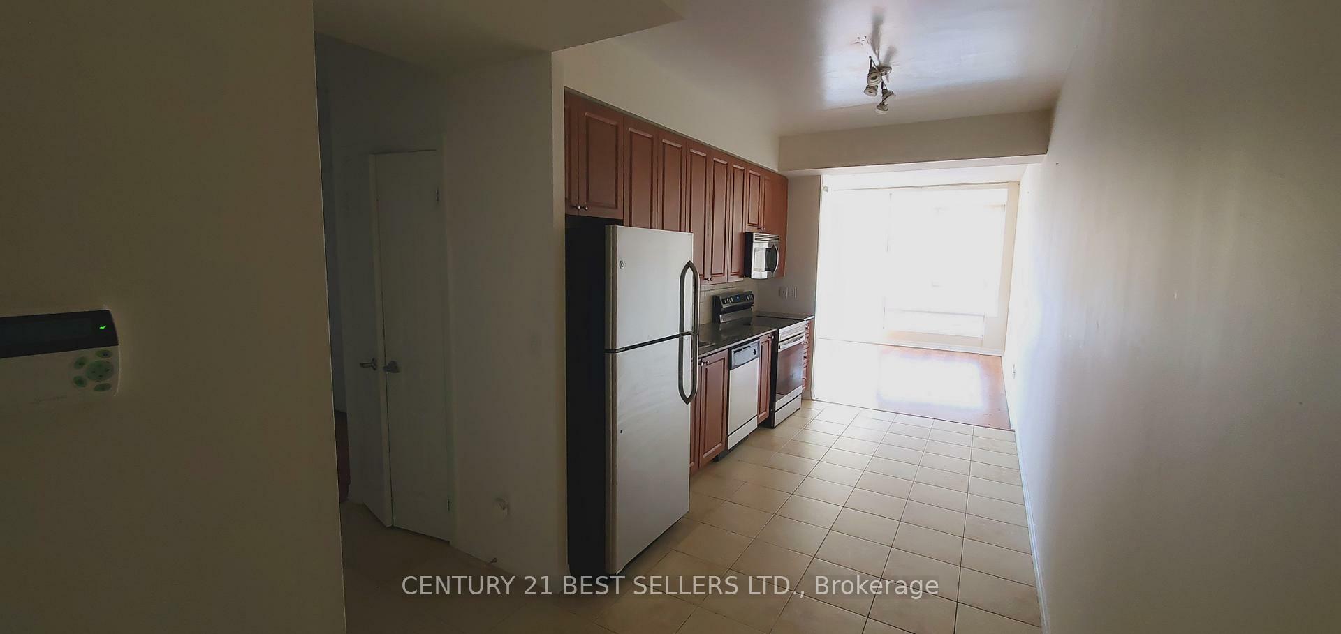 Photo de la propriété: 225 Webb Drive 801 ON L5B 4P2