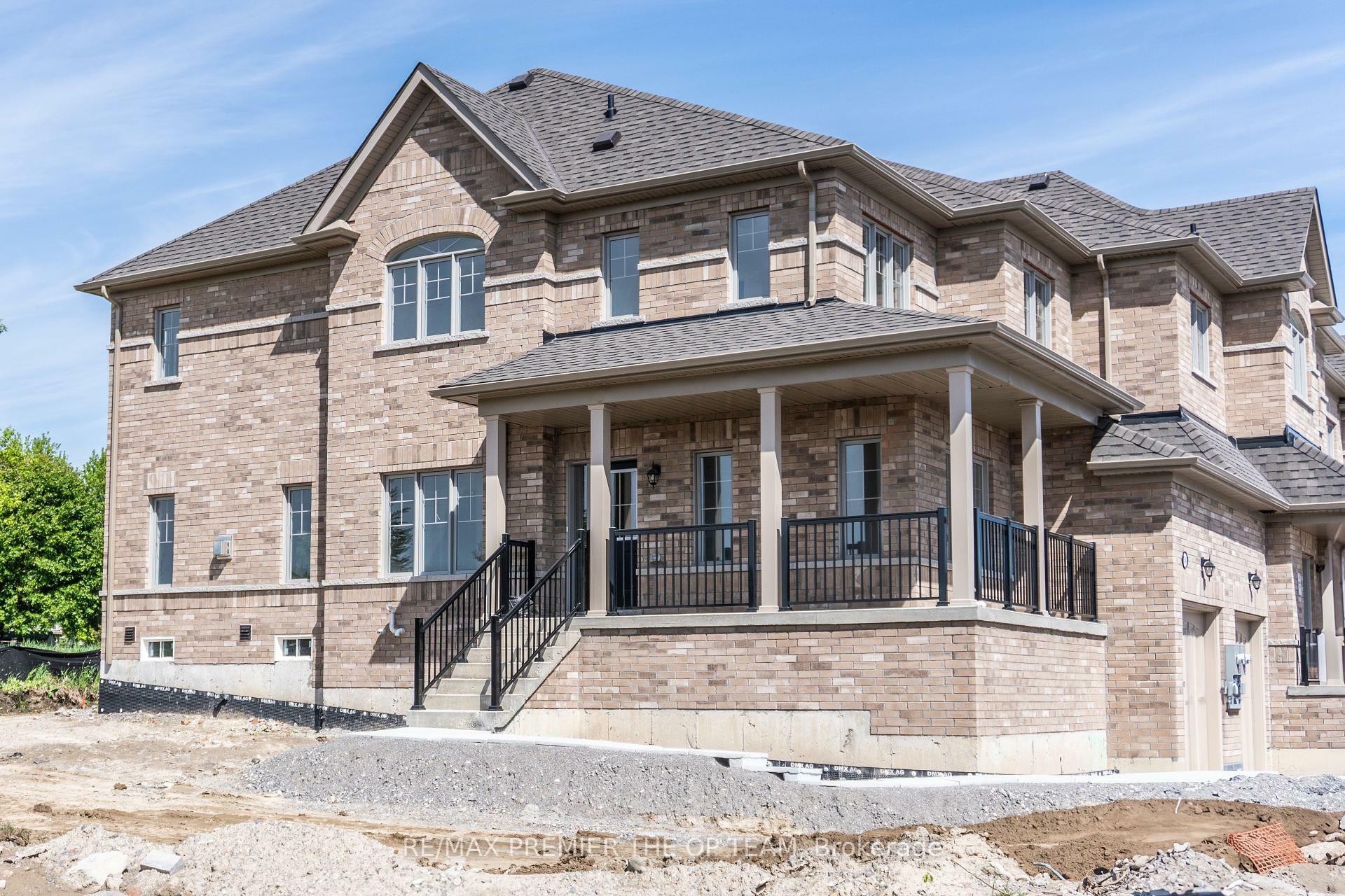 Property Photo: 154 North Garden Boulevard ON L9L 0E1