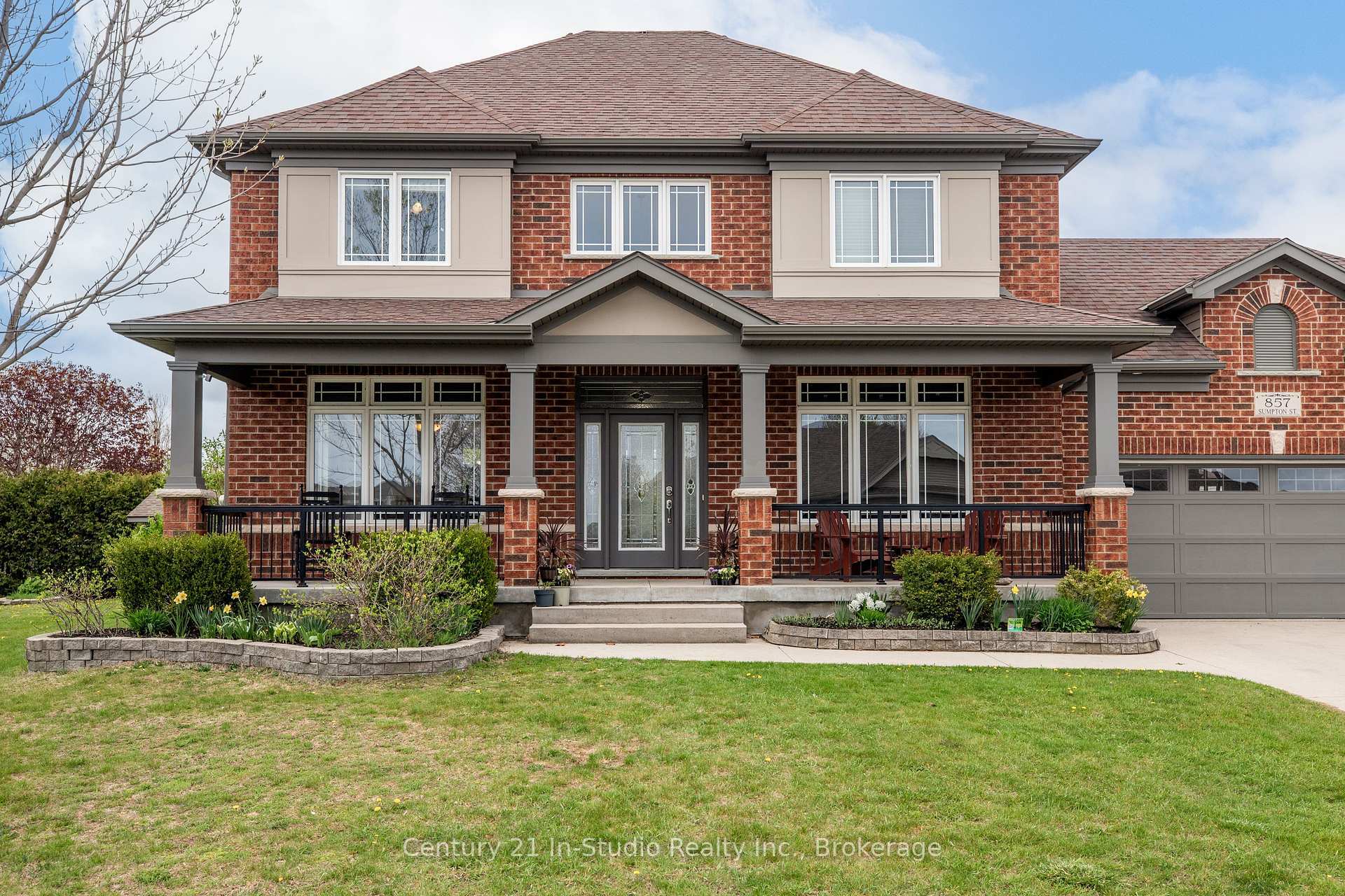 Photo de la propriété: 857 Sumpton Street ON N0H 2C2