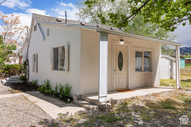 Property Photo: 195 E 100 S UT 84665