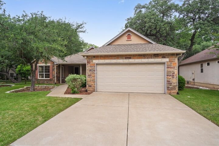 Property Photo: 106 Ranch House Cove TX 78633