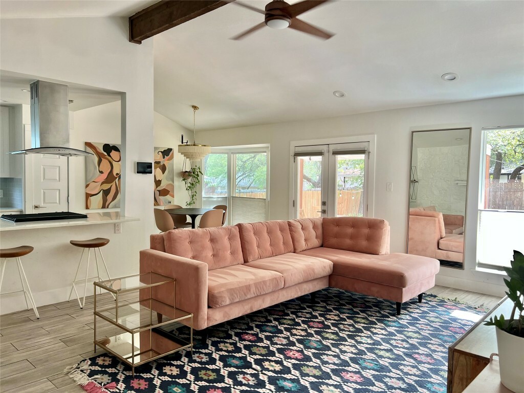 Property Photo: 7310 Broken Arrow Lane TX 78745