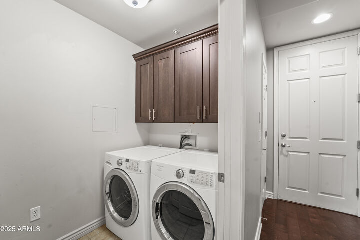 Property Photo: 5350 E Deer Valley Drive 4437 AZ 85054