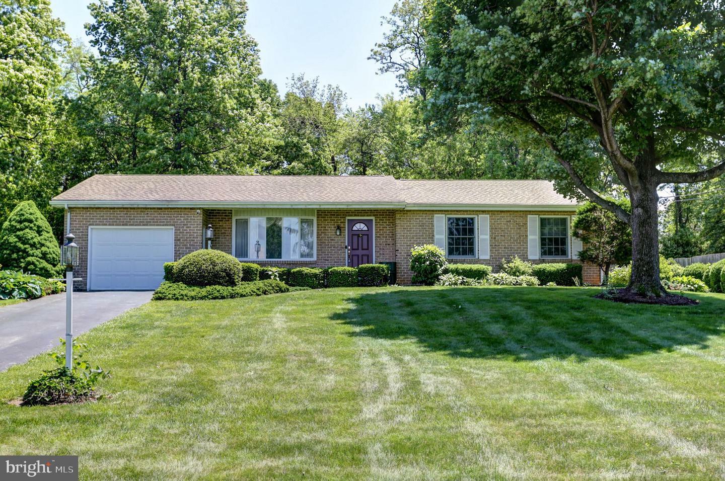 Property Photo: 193 Simmons Road PA 17055