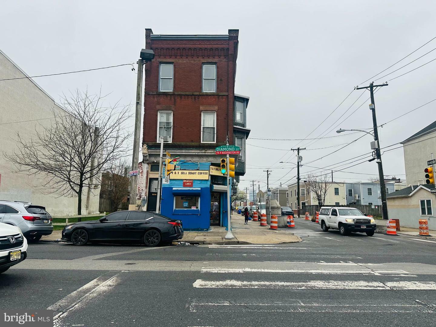1542 W Diamond Street  Philadelphia PA 19121 photo