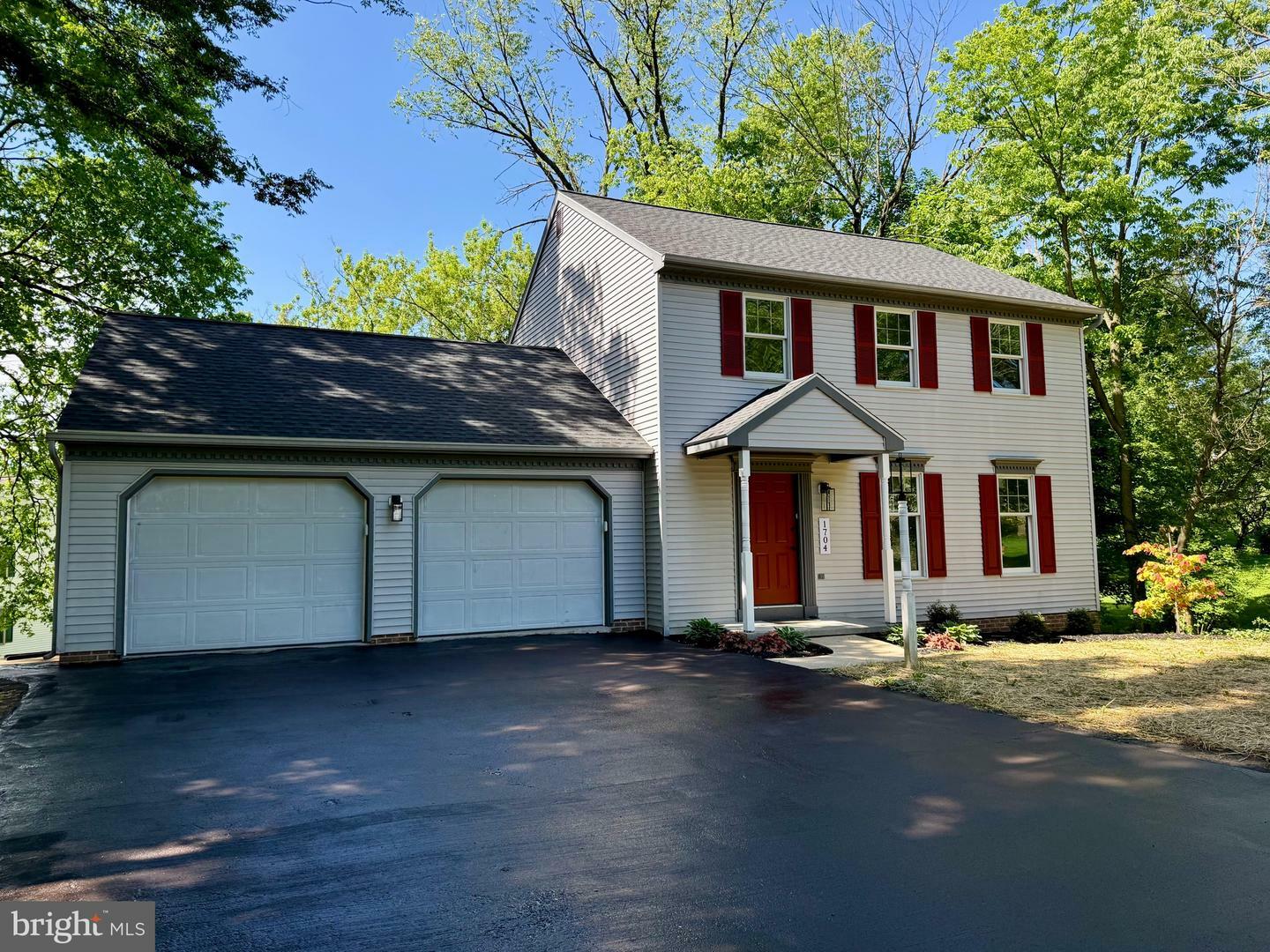 1704 Drummers Lane  Lancaster PA 17603 photo