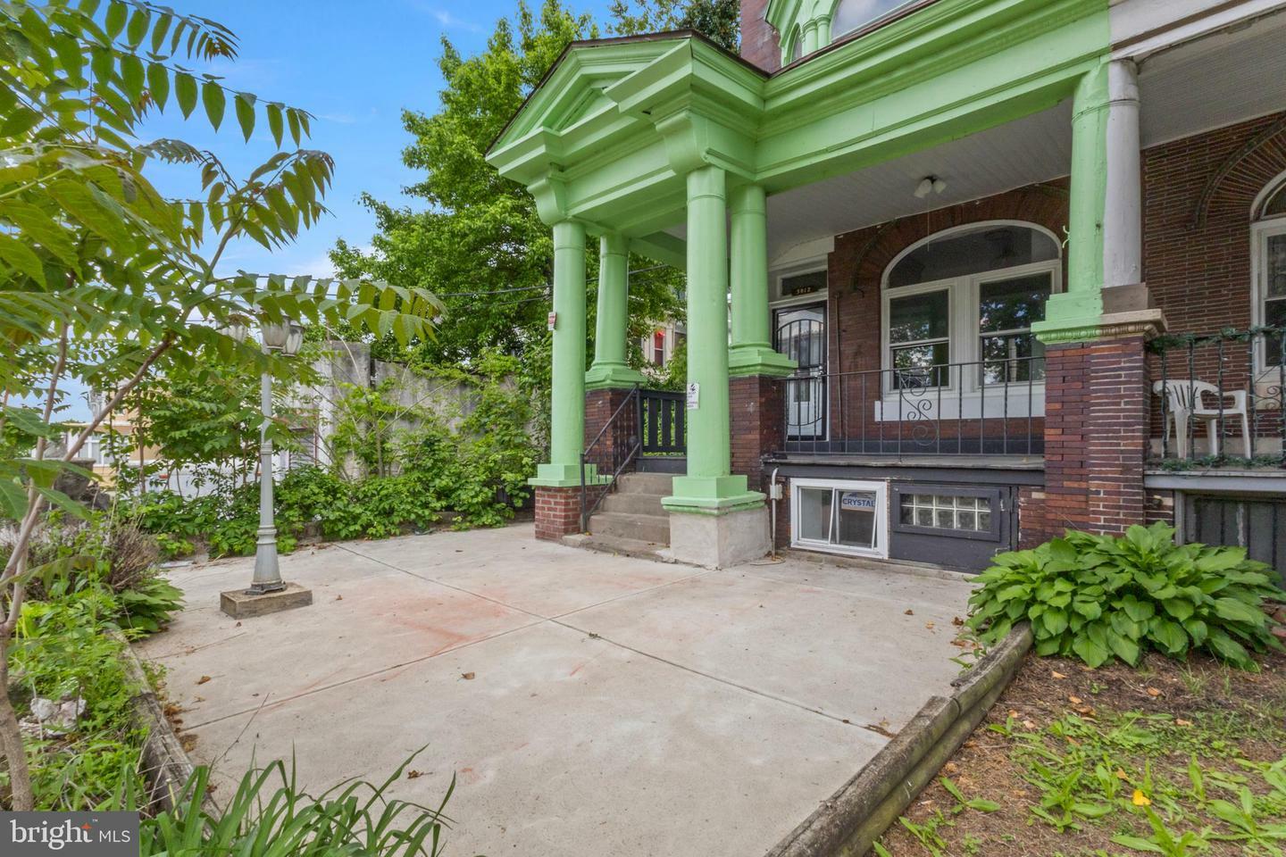Property Photo: 5012 Greene Street PA 19144