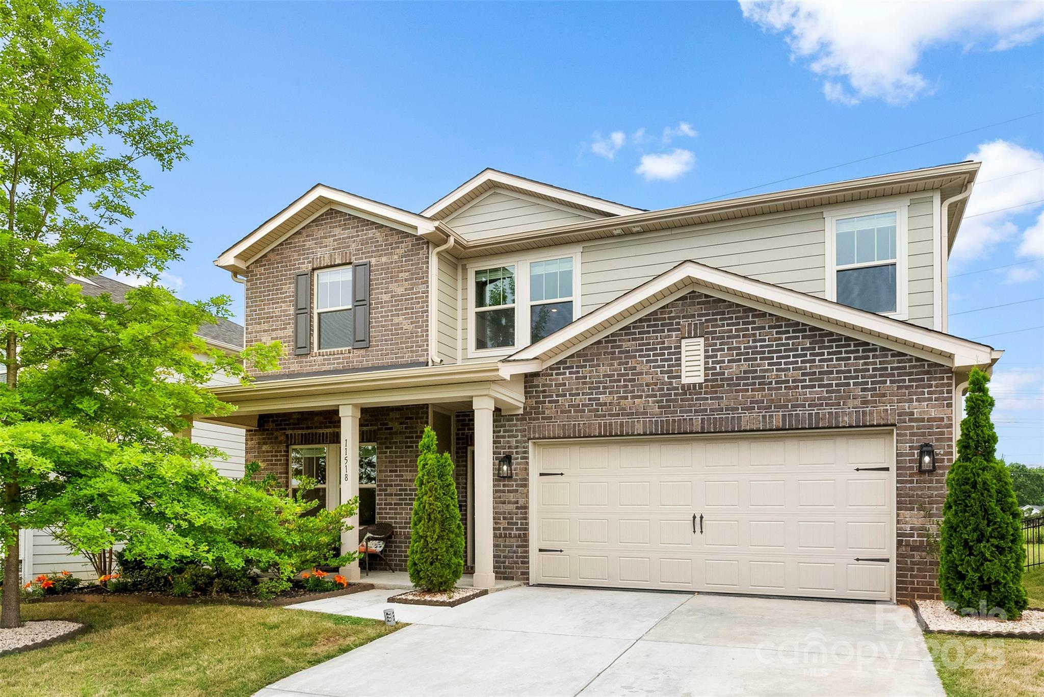 Property Photo: 11518 Solstice Way NC 28078