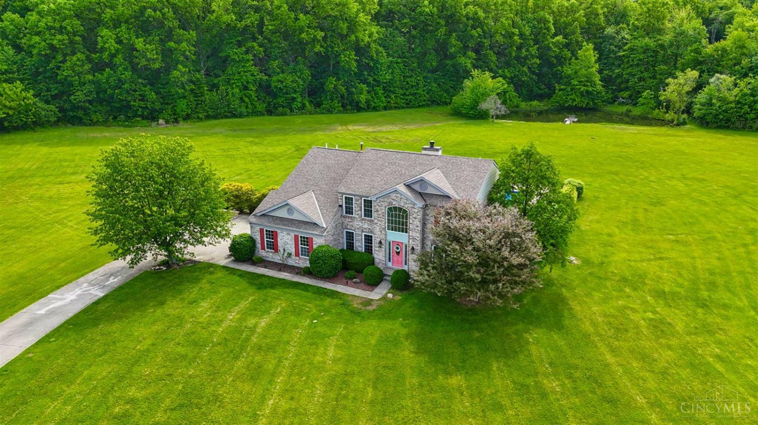 Property Photo: 3158 Parkside Drive OH 45103