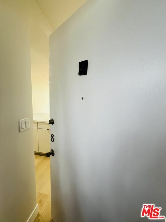 11635 Mayfield Ave  Los Angeles CA 90049 photo