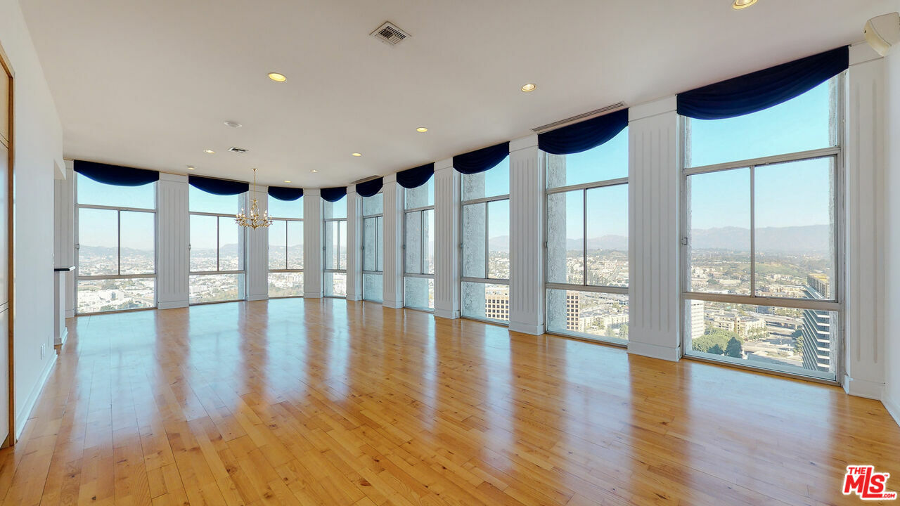 Property Photo: 800 W 1st St CA 90012