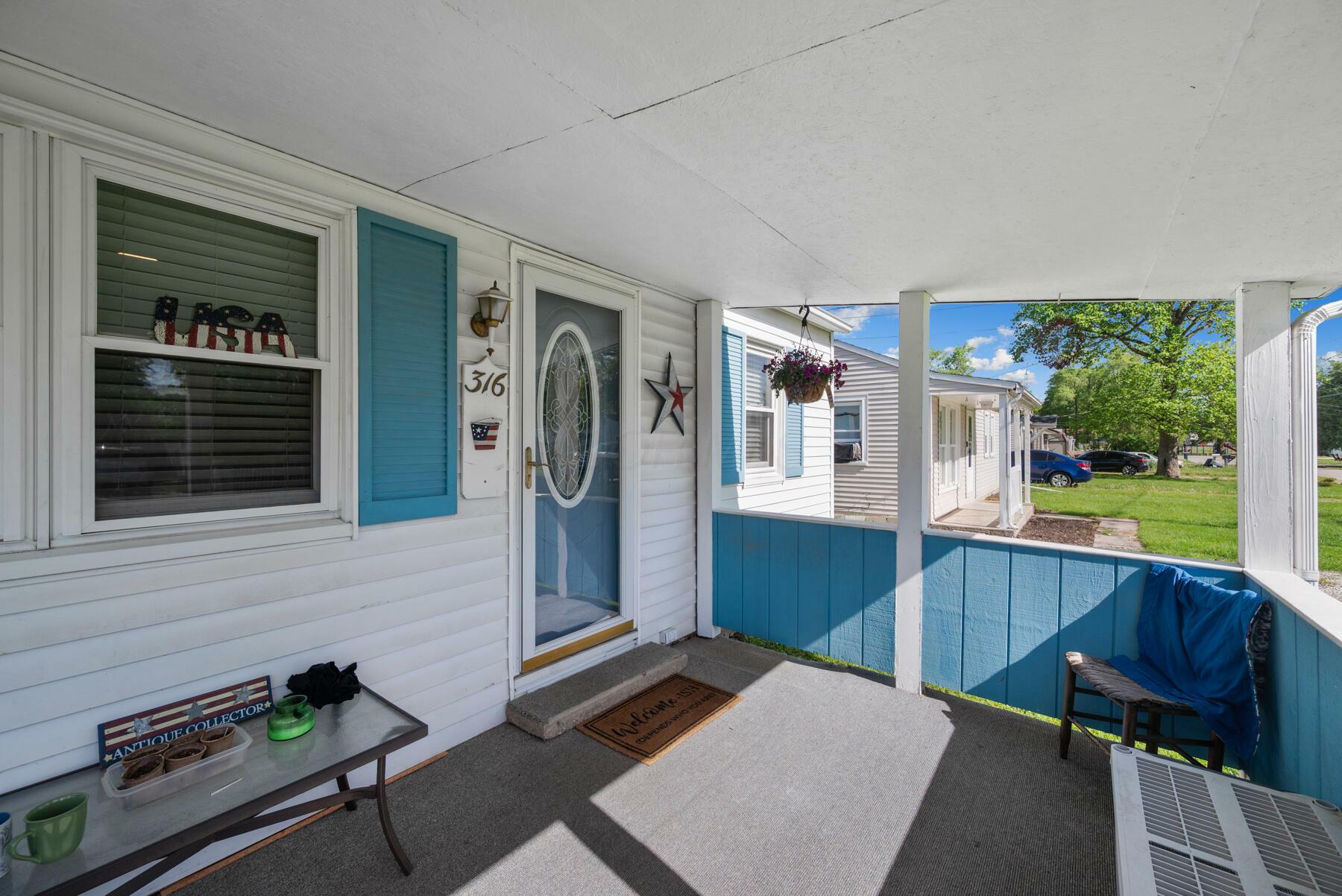 Property Photo: 316 Hensley Street OH 44833
