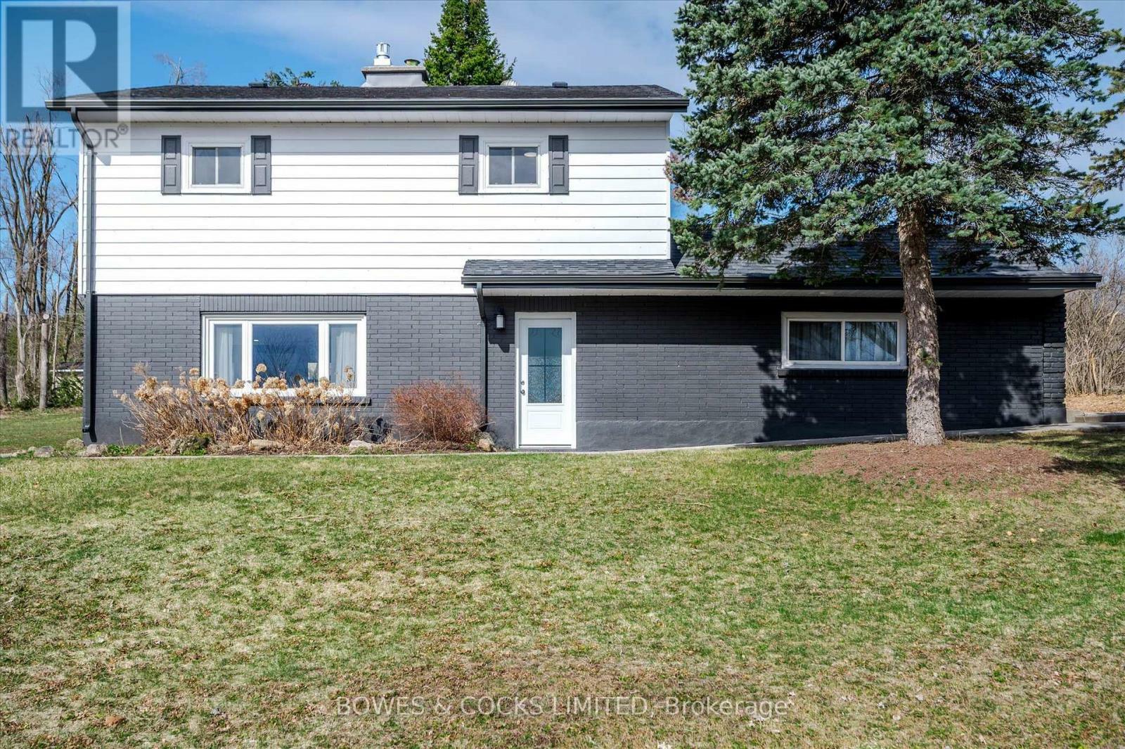 Photo de la propriété:  1695 Killoran Road  ON K9J 6X5 