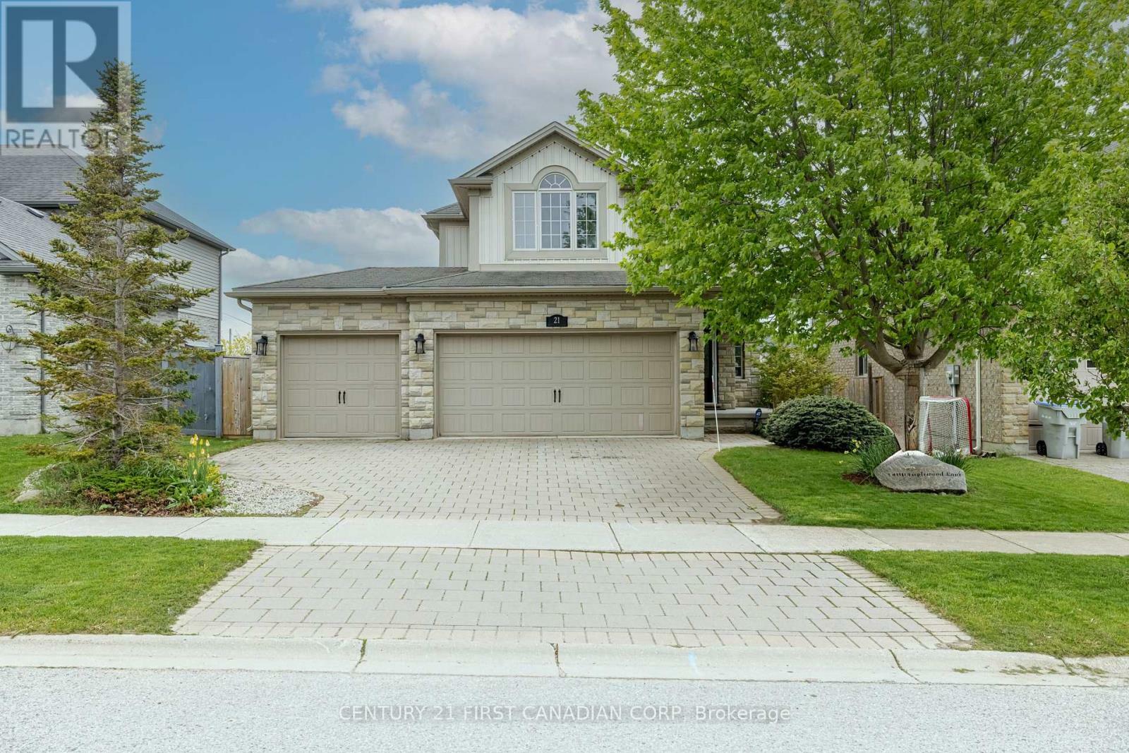Property Photo: 21 Maplewood Lane ON M0M 2A0