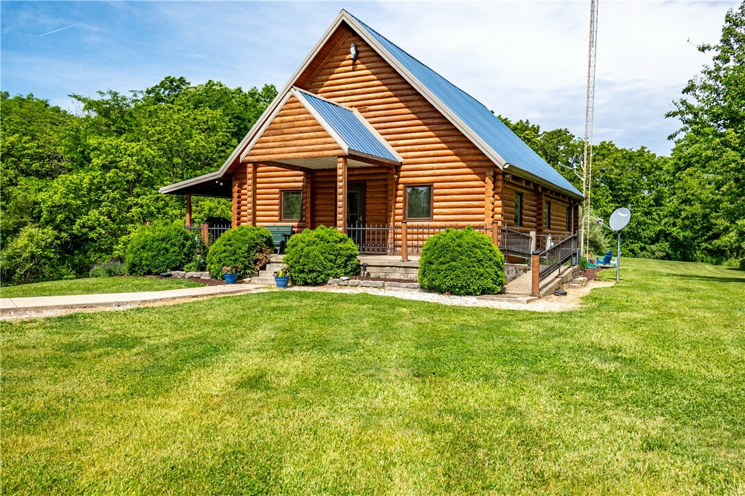 Property Photo: 916 Coalshaft Bridge Road IL 61951