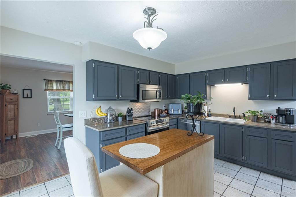 Property Photo: 5240 Oxford Middletown Road OH 45042