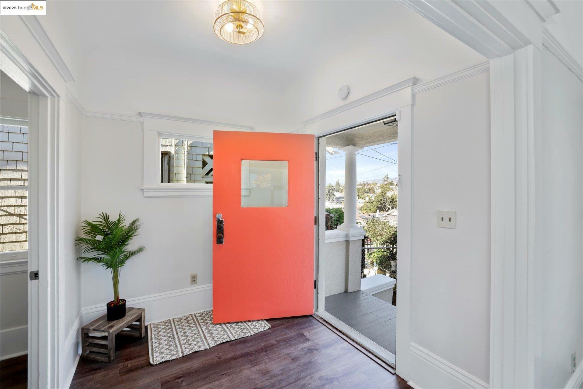 Property Photo: 1641 E 20th Street CA 94606