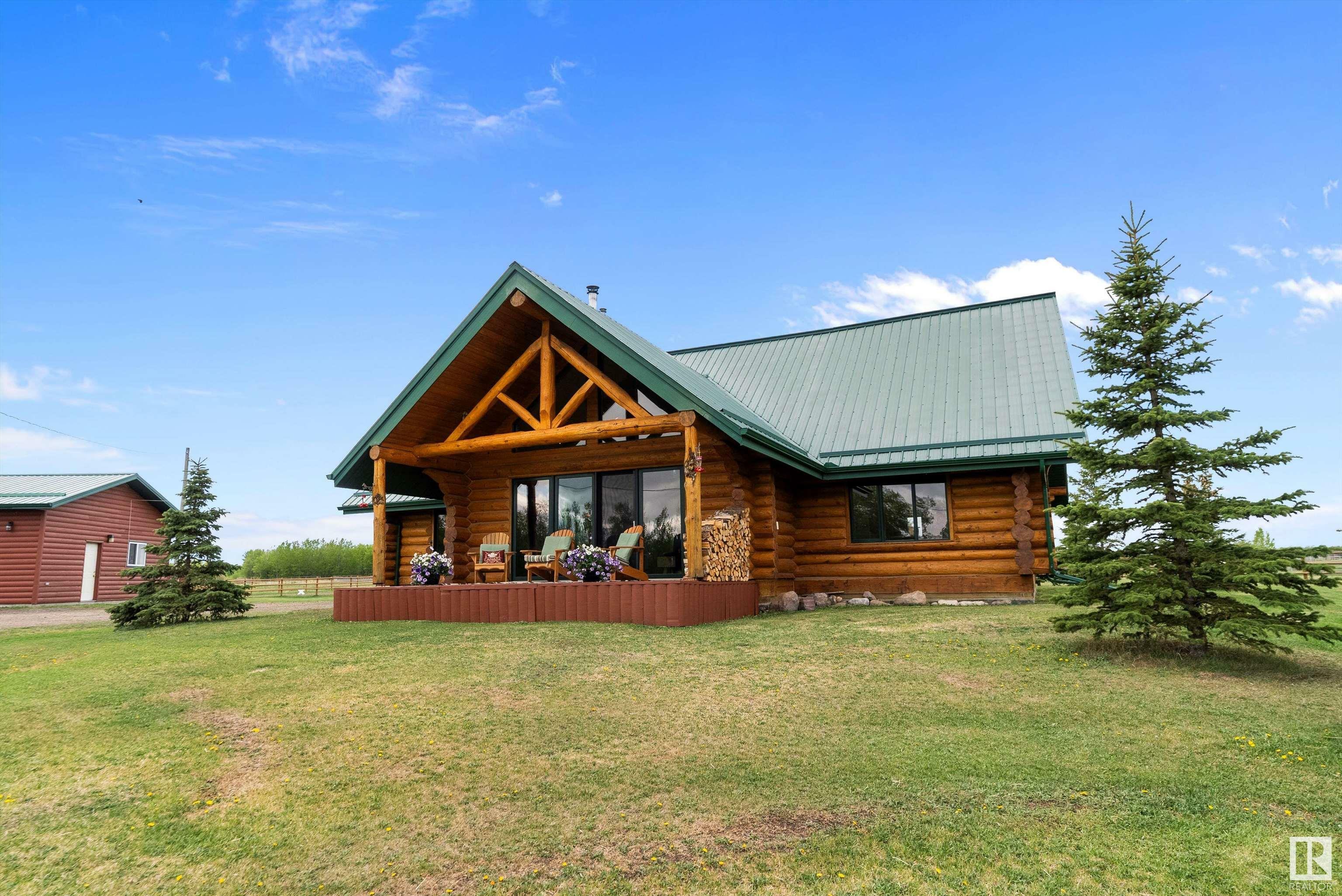 Property Photo: 21541 Twp Road 503 AB T0B 3M2