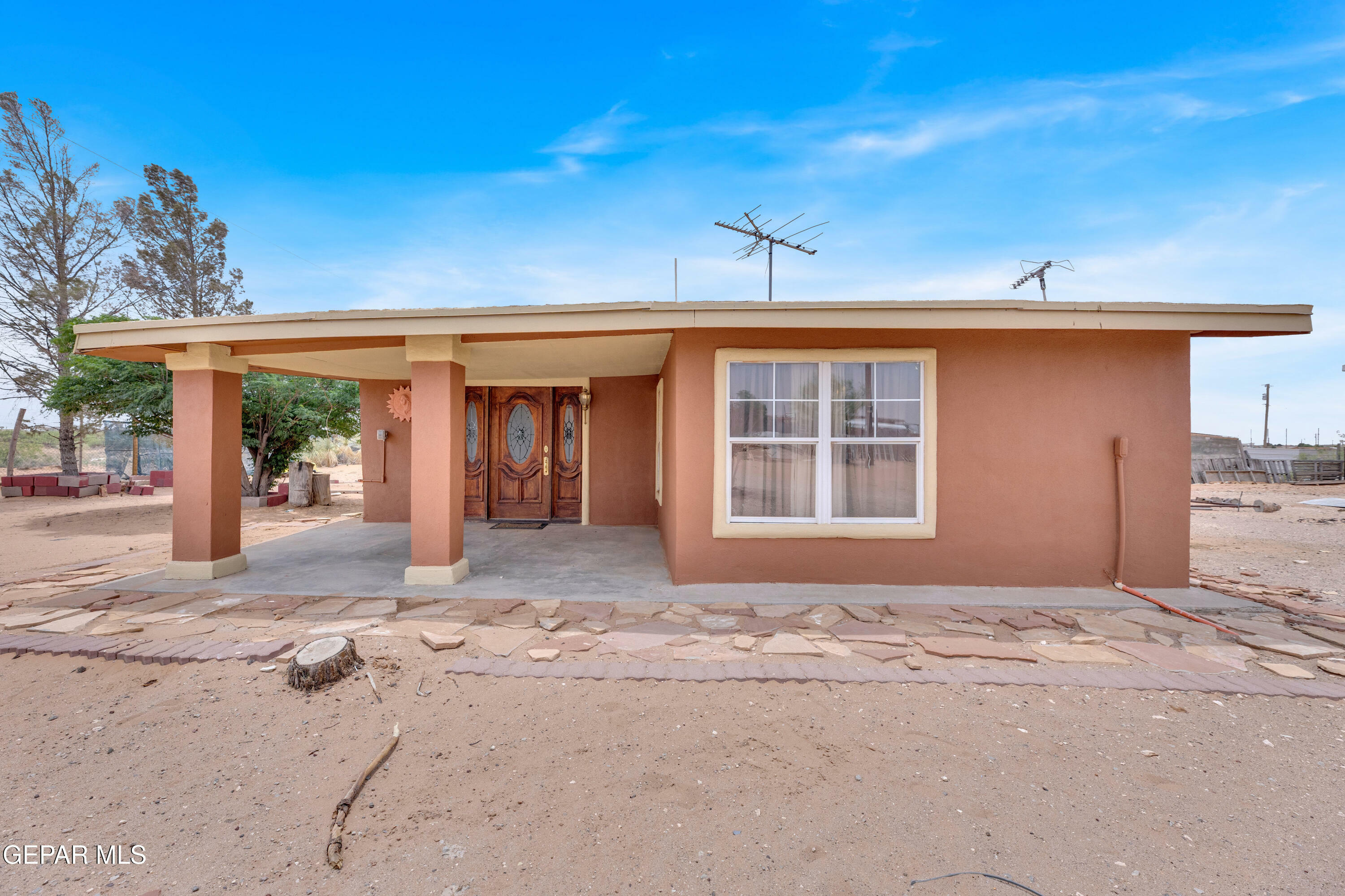 3571 Rebecca Lane  El Paso TX 79938 photo