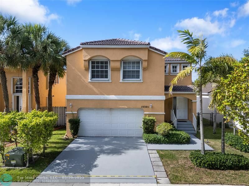 Property Photo: 15301 NW 1st FL 33028