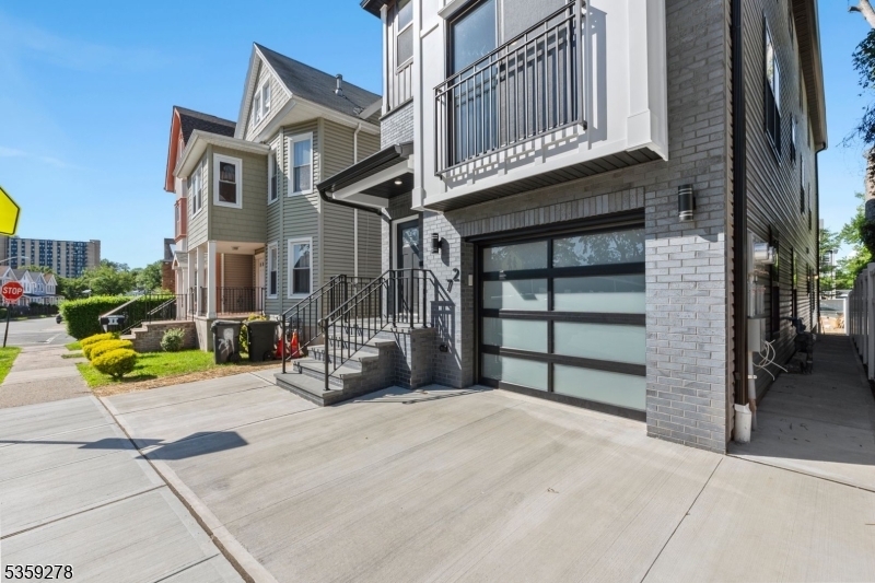 Property Photo: 72 Hamilton St NJ 07017