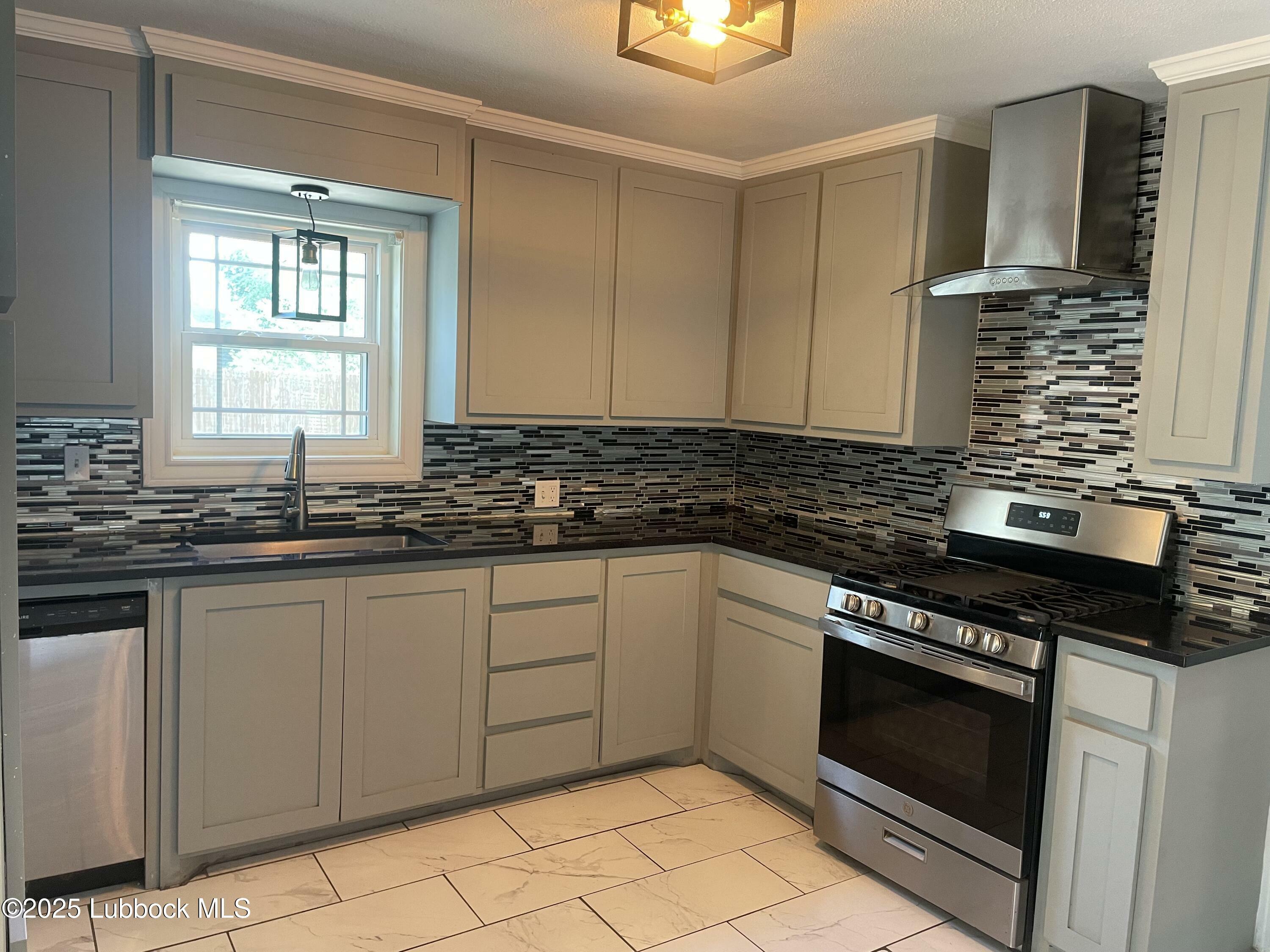 Property Photo: 3502 26th Street TX 79410