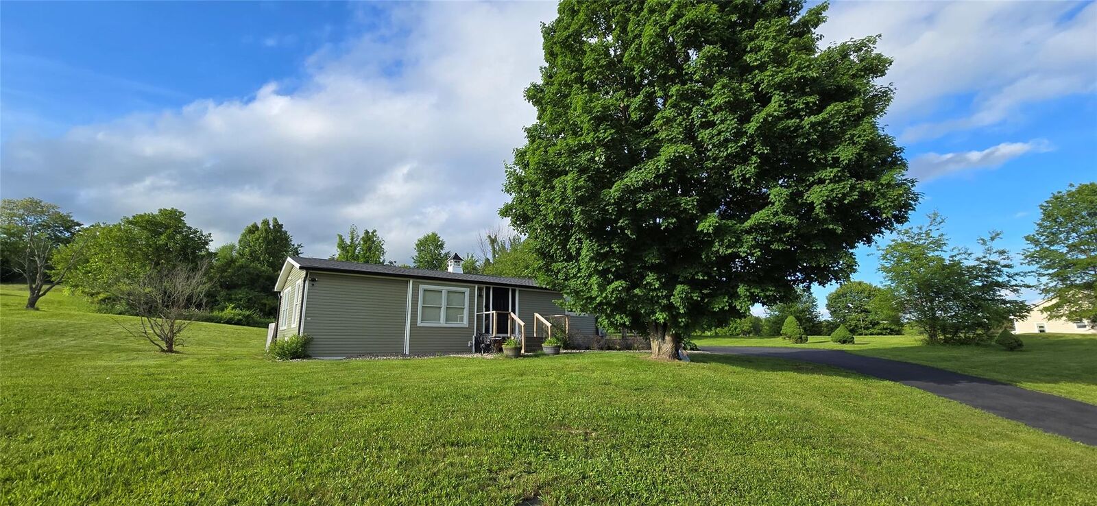 Property Photo: 16 Wygant Road NY 12542