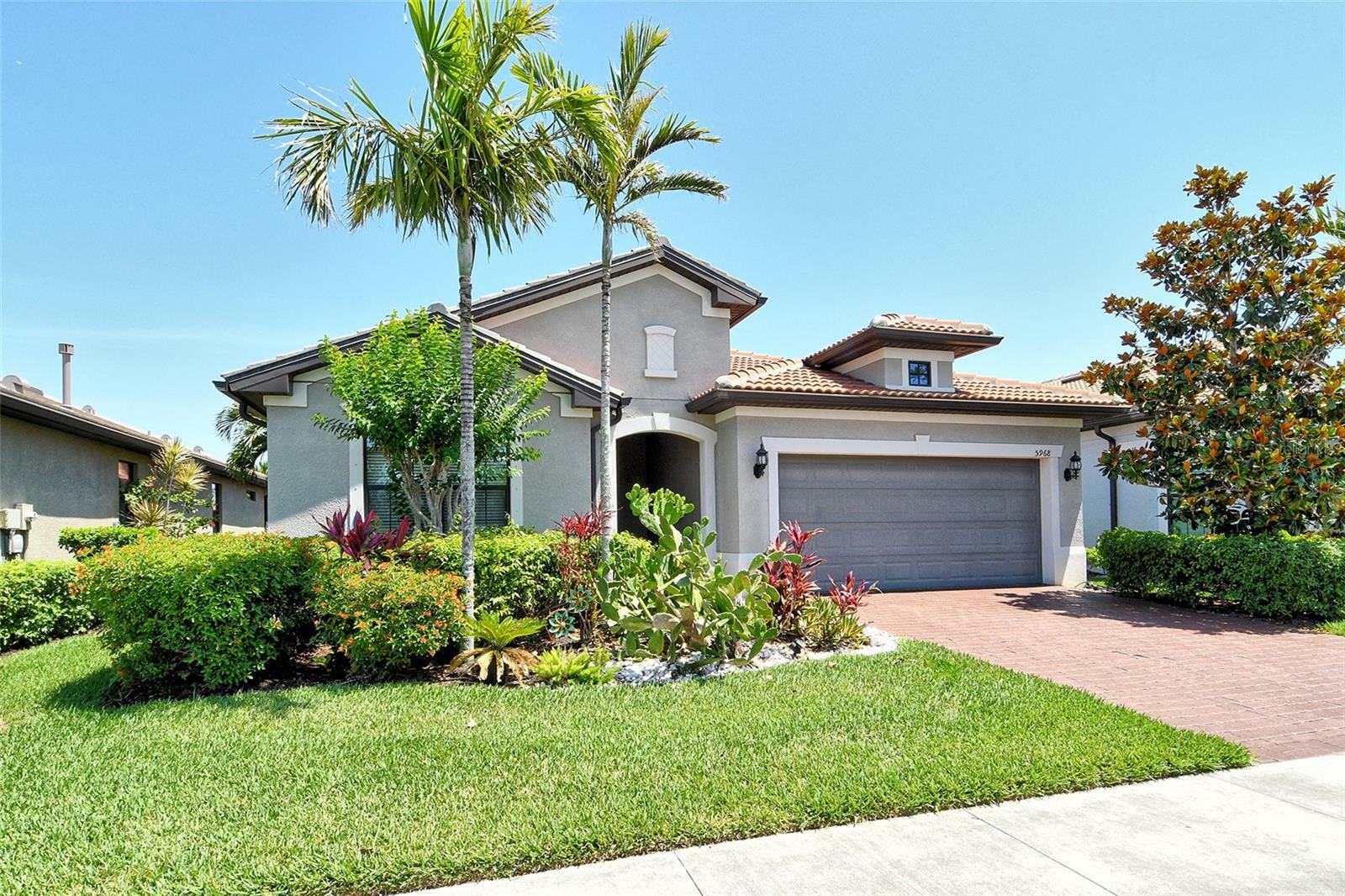 Property Photo: 5968 Snowy Egret Drive FL 34238