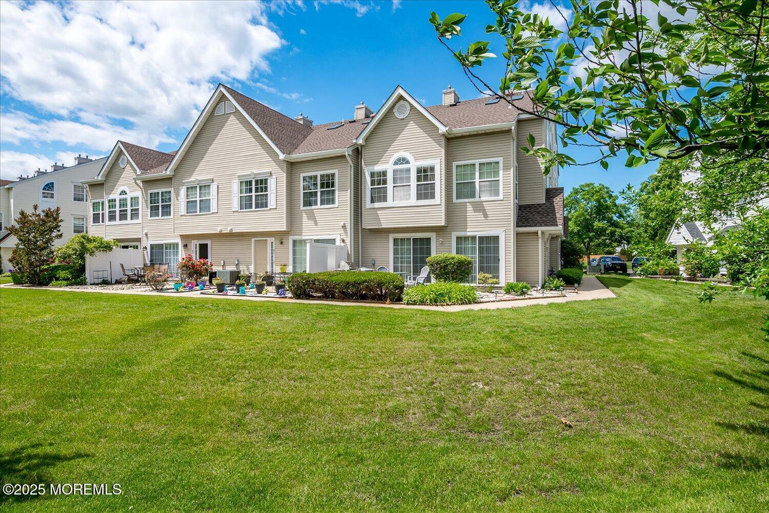 87 Madison Court  Tinton Falls NJ 07712 photo