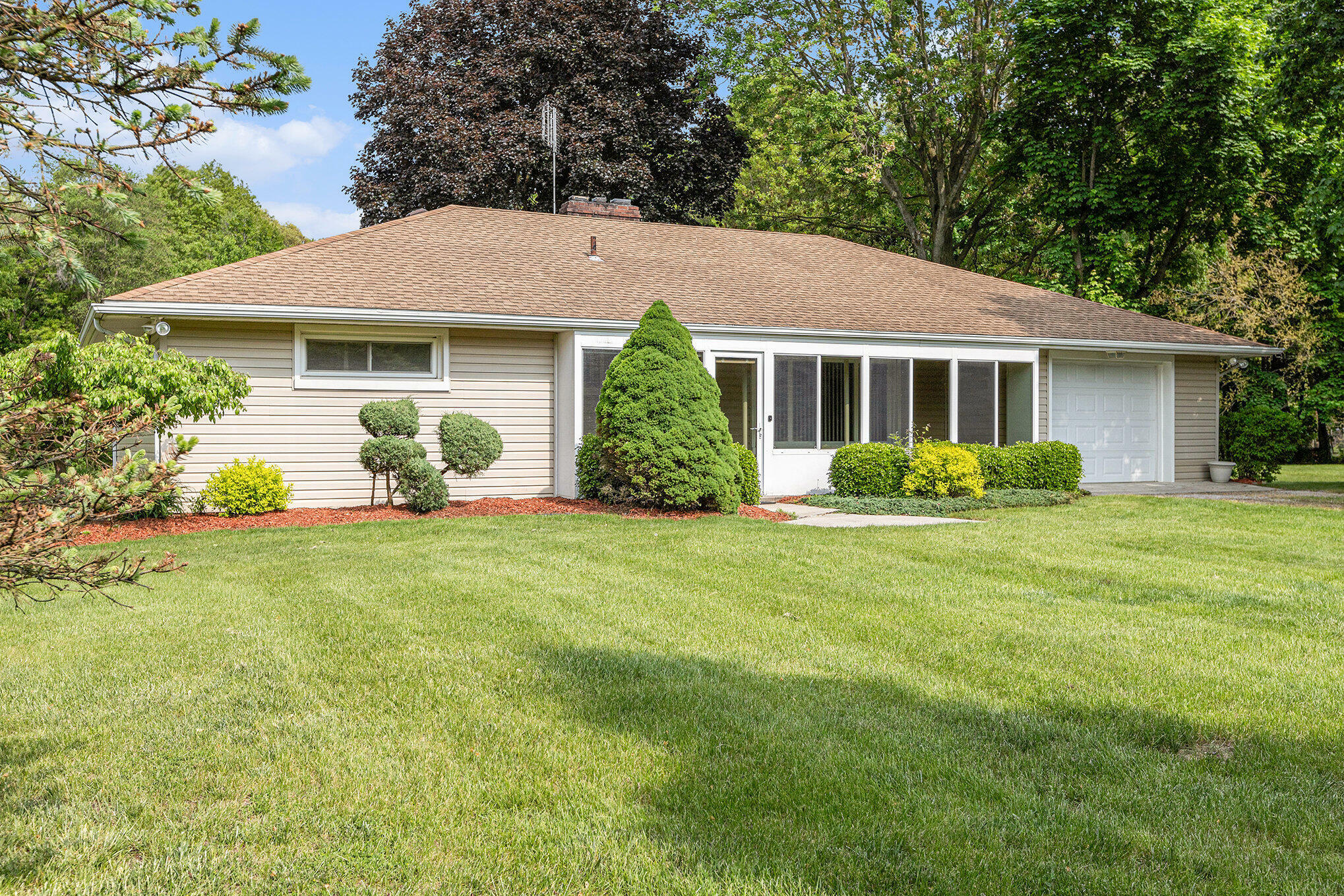 Property Photo: 20415 Wilmot Road MI 48111
