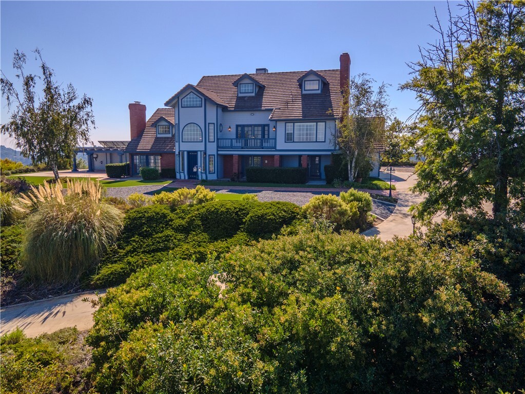 26710 Camino Seco  Temecula CA 92590 photo