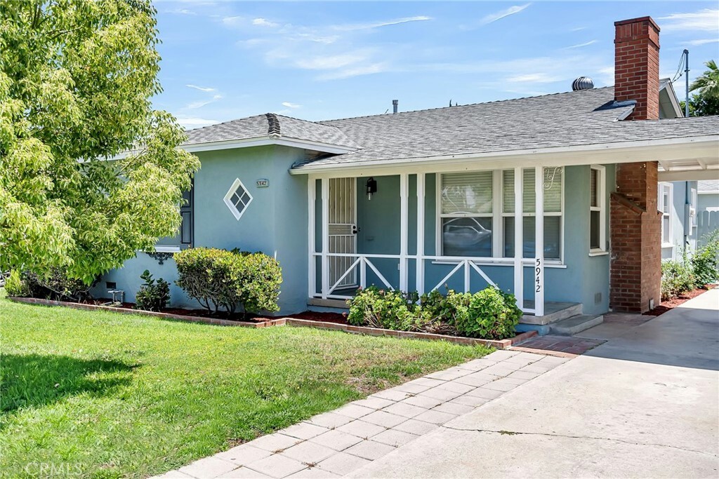 5942 Birch Street  Riverside CA 92506 photo