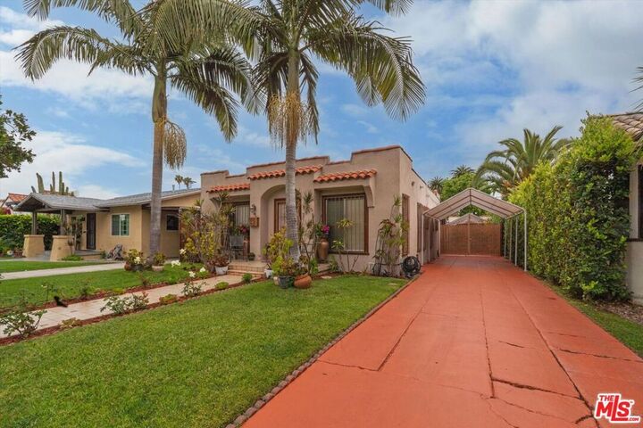 Property Photo:  2312 S Orange Drive  CA 90016 