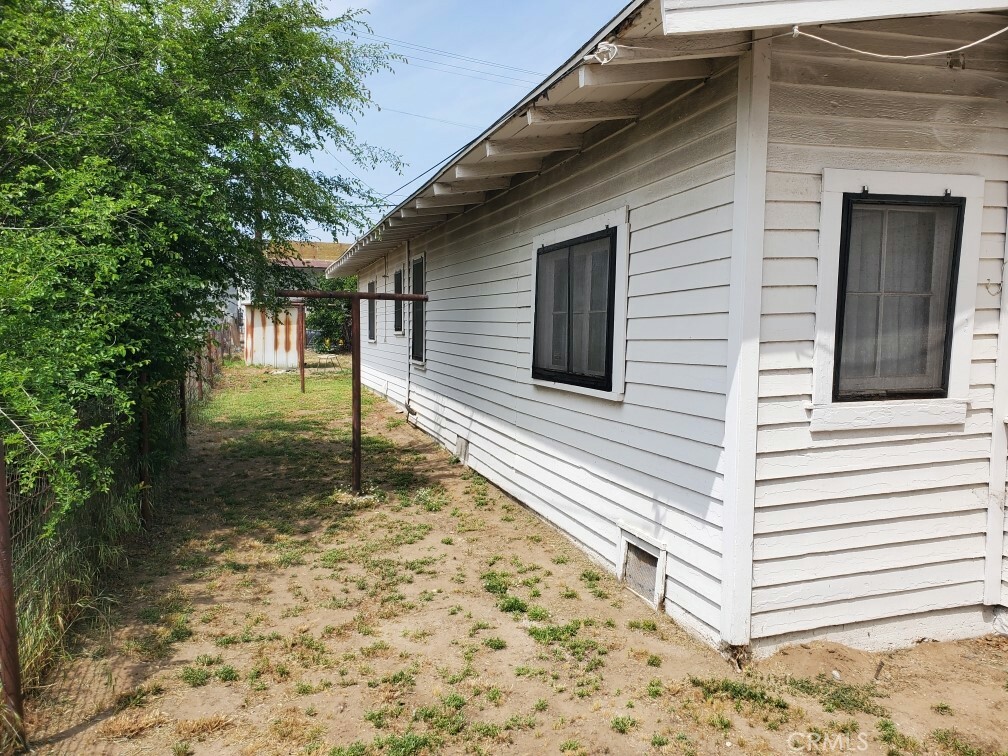 Property Photo: 124 S Olive Avenue CA 92376
