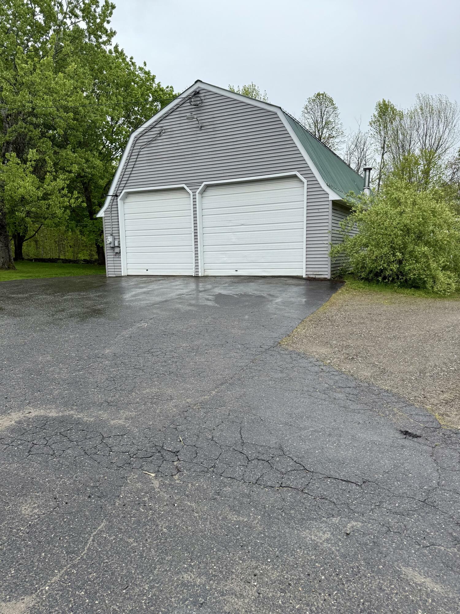 Property Photo: 461 E Pittston Road ME 04345