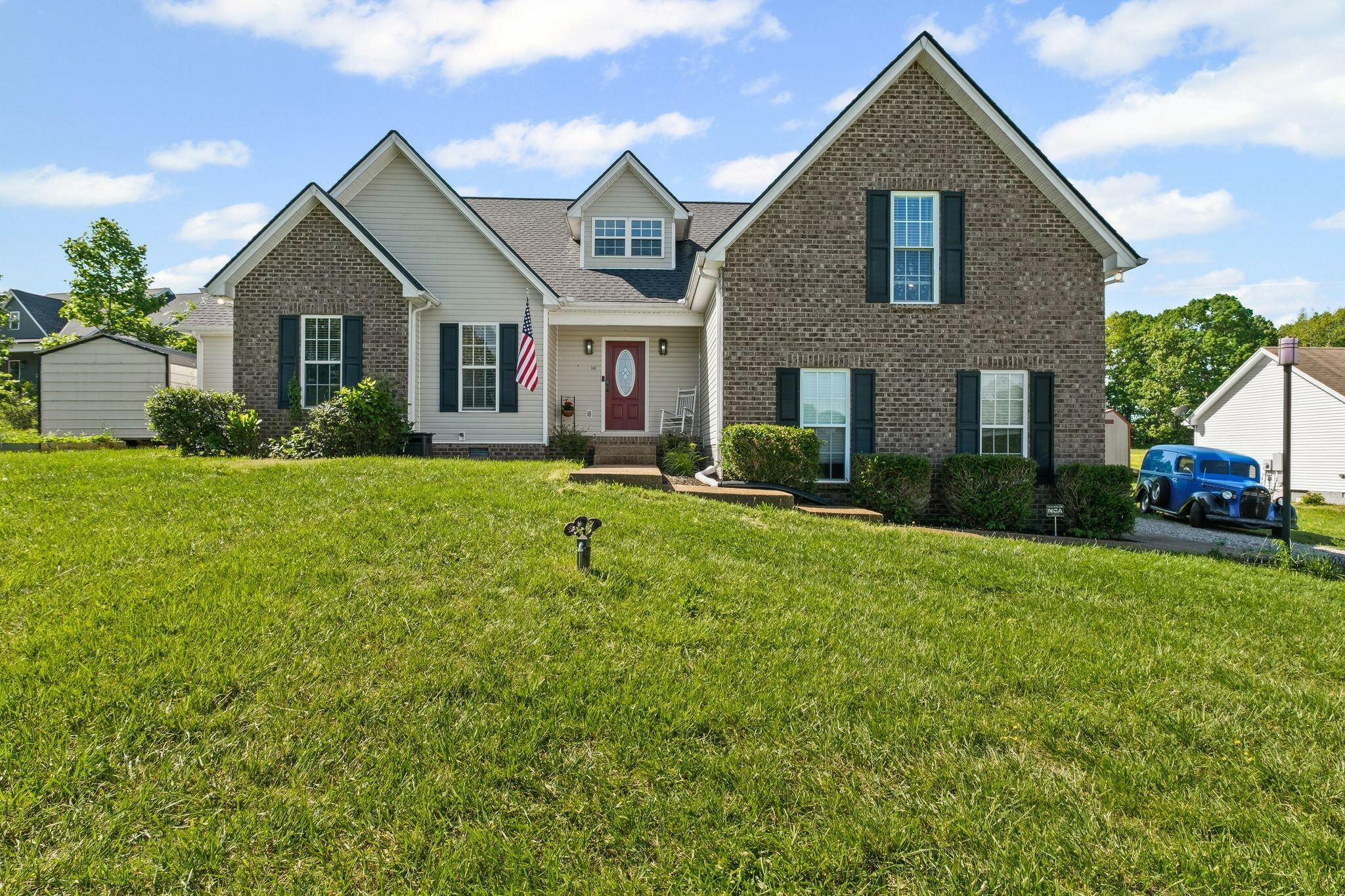Property Photo: 140 N Browns Ln TN 37148