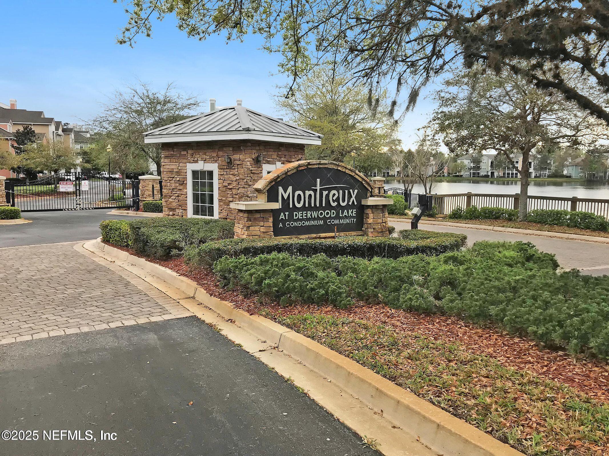 Property Photo: 8550 Touchton Road 736 FL 32216