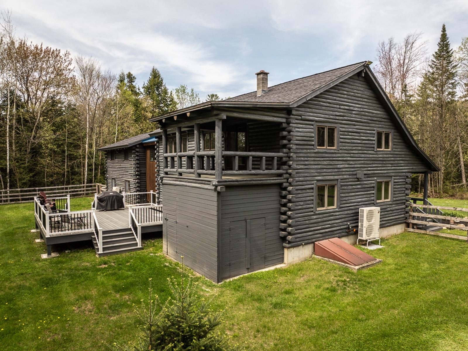 Property Photo: 42 Chickadee Lane NH 03561