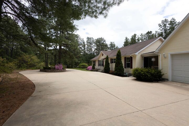 Property Photo:  334 Silver Pine Lane  NH 03886 