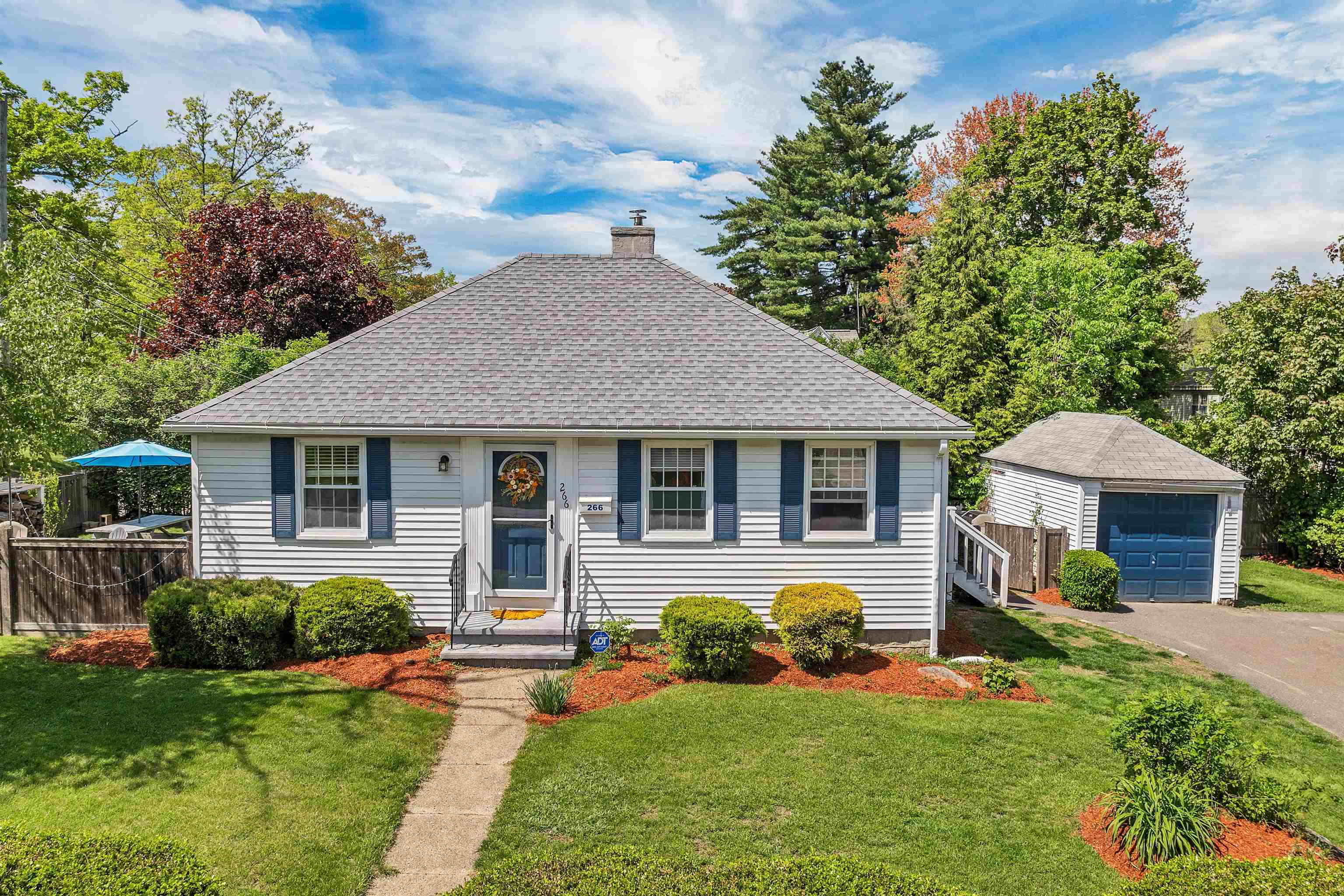 Property Photo: 266 Salmon Street NH 03104