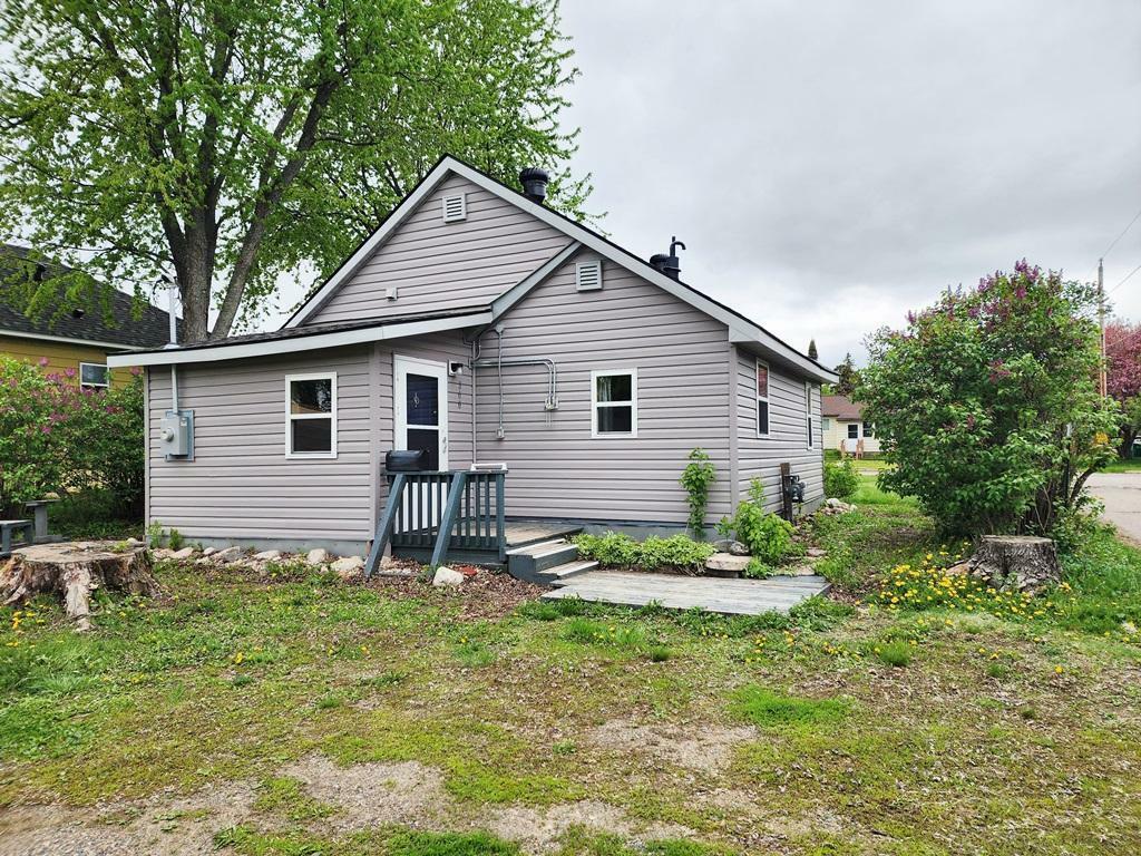 Property Photo: 200 Jessie Street MN 55764