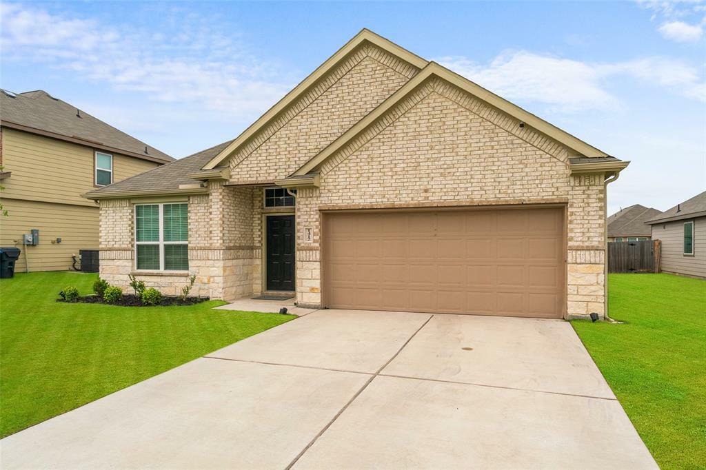 Property Photo: 1412 Inks Drive TX 75115