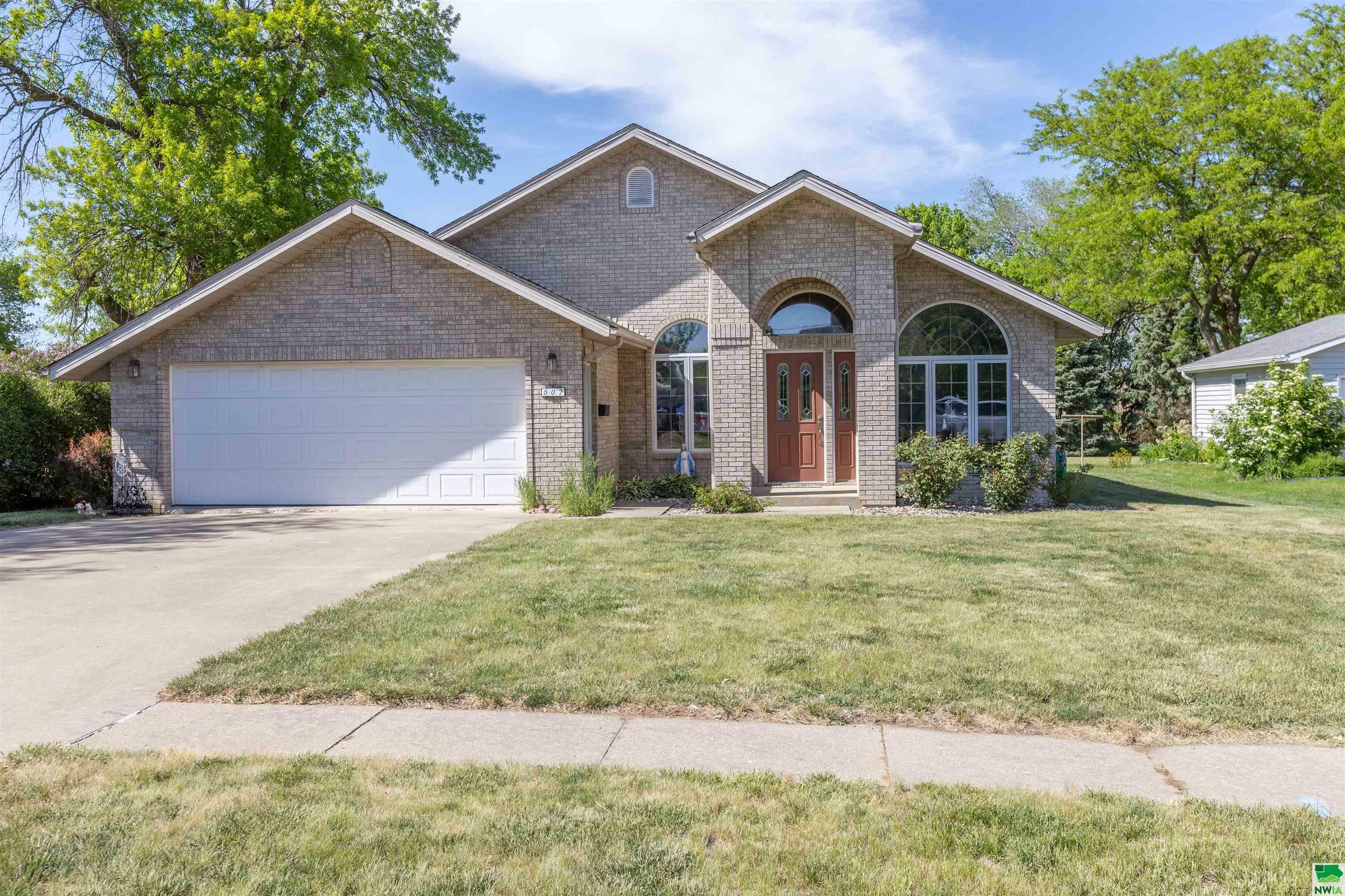 Property Photo:  602 Wilkens  IA 51019 